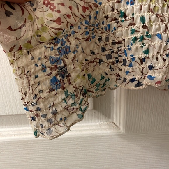 Charlotte Russe sleeveless sheer floral watercolor print bow front blouse size L - Picture 6 of 7